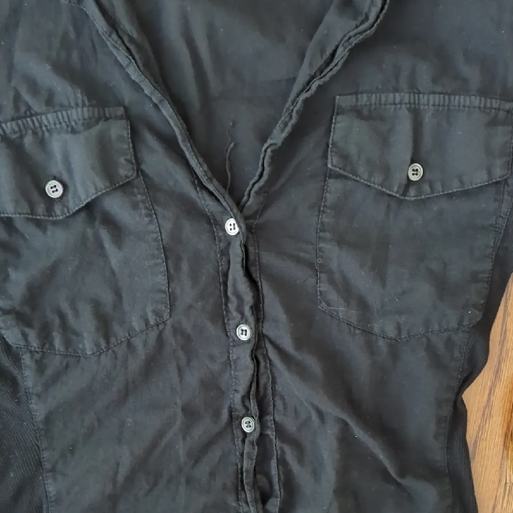 James Perse Black Shirt - Picture 3 of 4